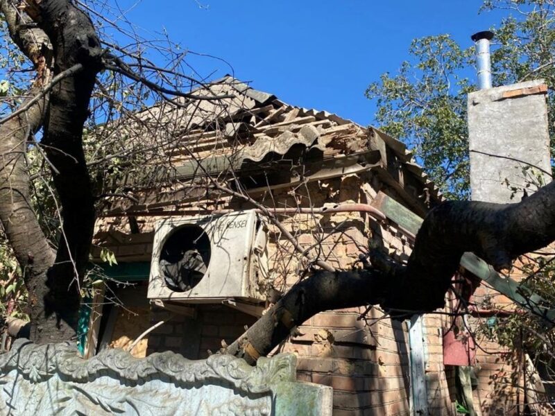 Росіяни обстріляли Нікополь: є жертва