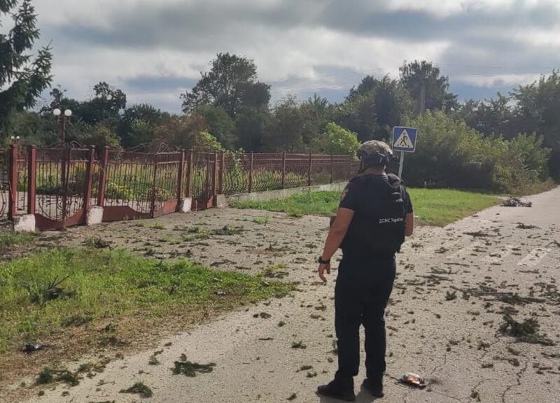 Росіяни обстріляли школи на Чернігівщині