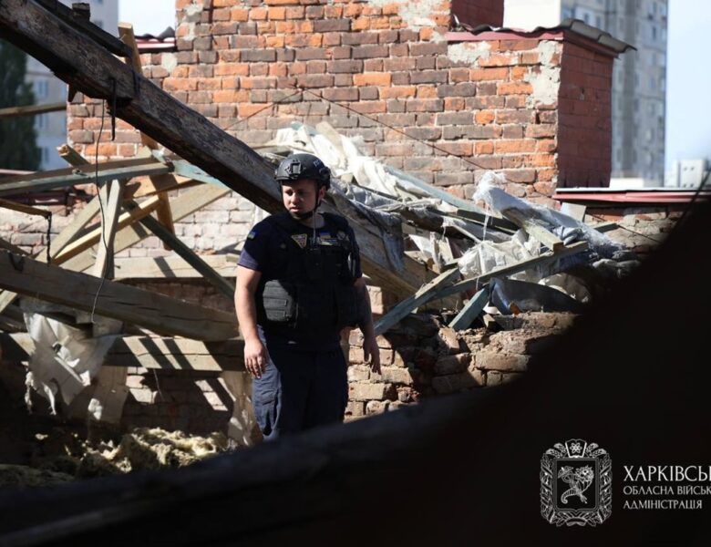 Росіяни вдарили по Харкову, двоє постраждалих