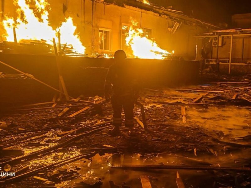 Росіяни зруйнували цех винного заводу на Одещині