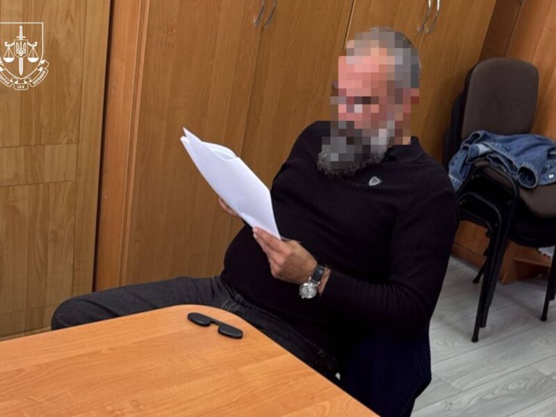 Розкрито схему заволодіння землею музею в Пирогові