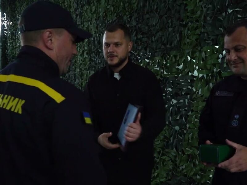 З нагоди Дня рятівника України надзвичайники отримали державні та відомчі відзнаки