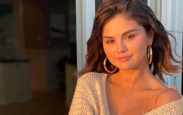 Селена Гомес відверто розповіла про життя з вовчанкою