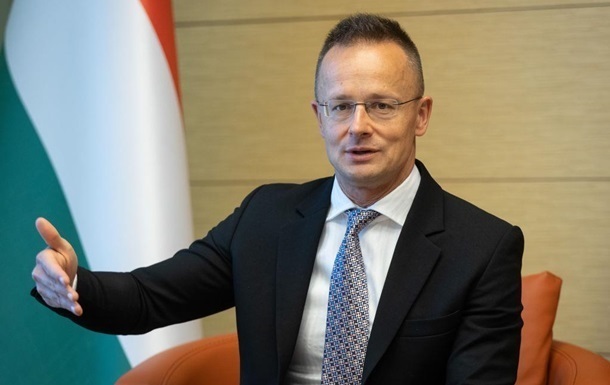 Сіярто: Позиція РФ не вплине на Угорщину щодо вступу України в ЄС