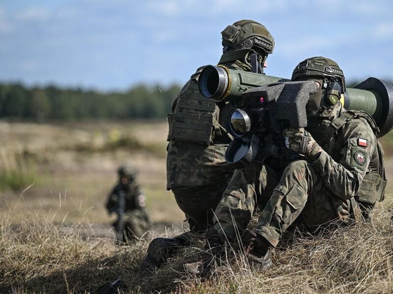 США озброять Польщу тисячами ракет Javelin