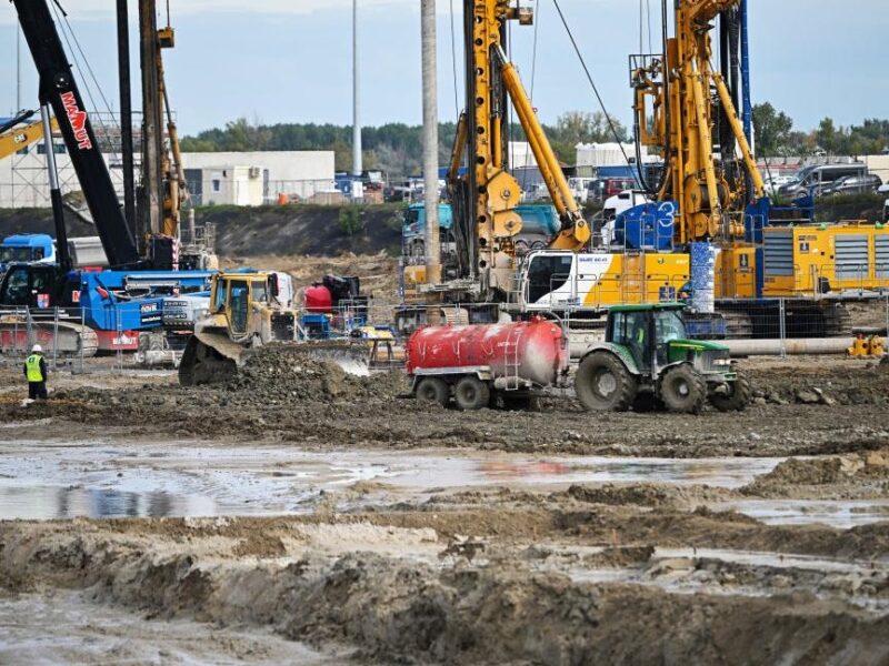 Суд ЄС заблокував Угорщині допомогу на АЕС, яку будує Росія