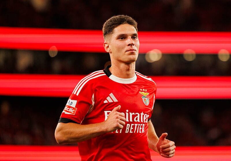 Судаков вдруге став батьком