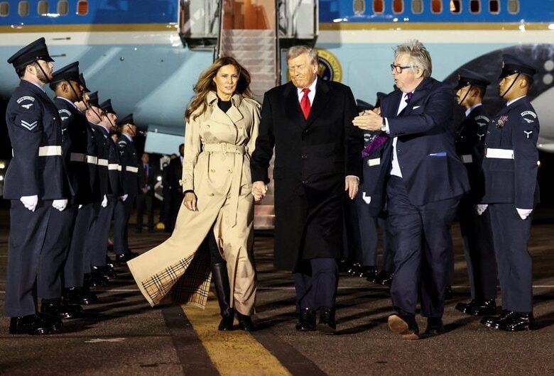 Трамп із першою леді прибув до Британії: як його зустріли