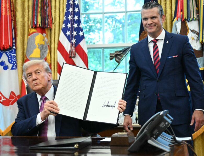 Трамп підписав указ про перейменування Пентагону у “Міністерство війни”