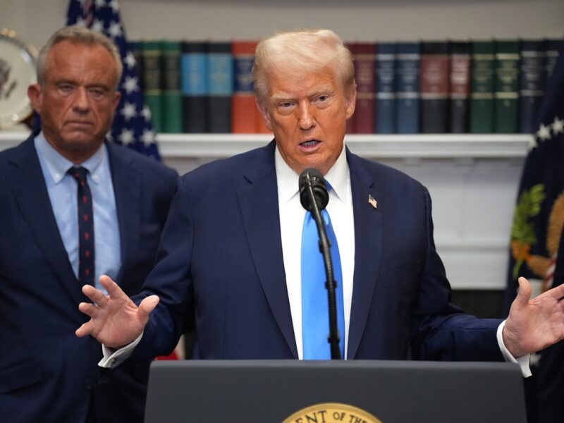 Трамп заявив, що парацетамол викликає аутизм