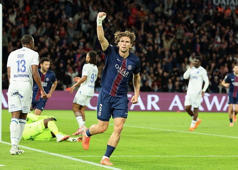 Тренер ПСЖ відзначив гру українського футболіста