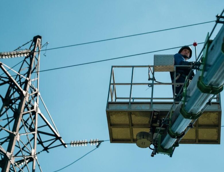 У двох областях України зафіксували відключення світла