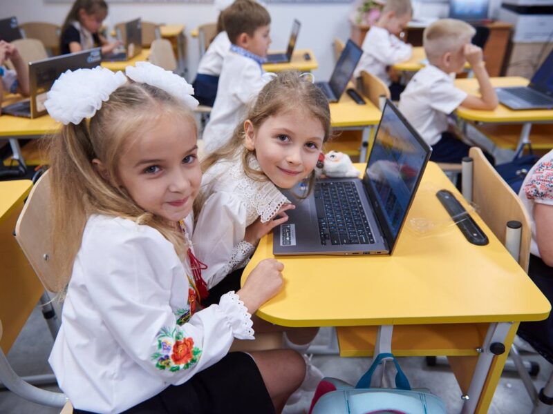 У Харкові почали роботу ще три підземні школи