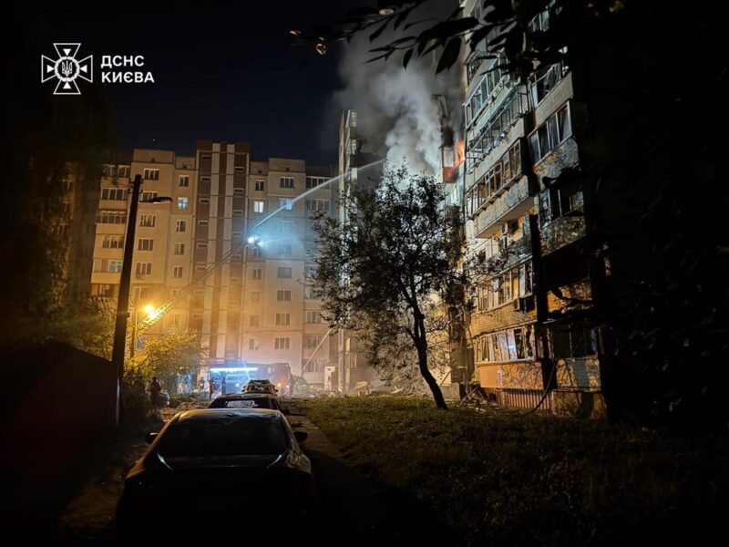 У Києві двоє загиблих внаслідок атаки РФ