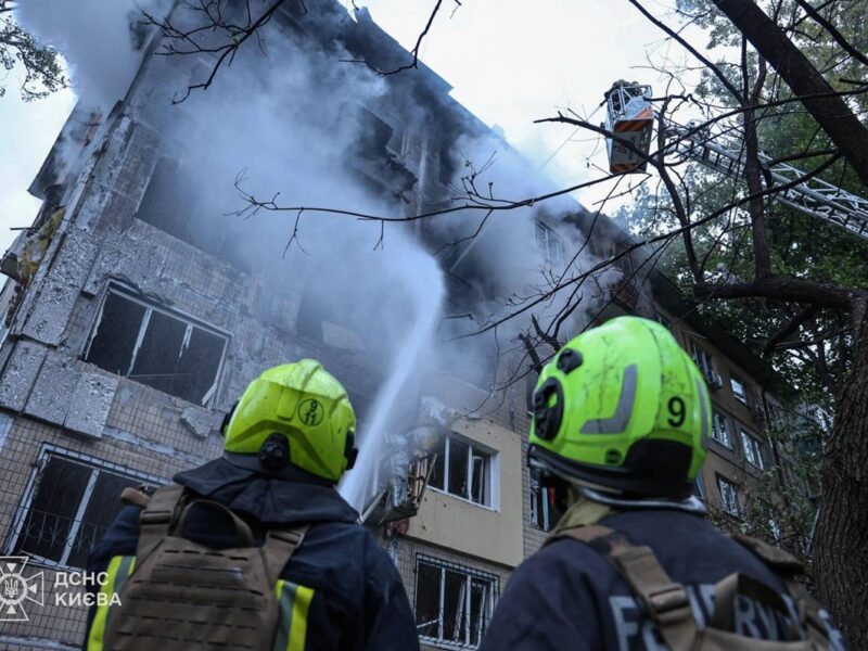У Києві троє загиблих внаслідок атаки РФ – КМВА