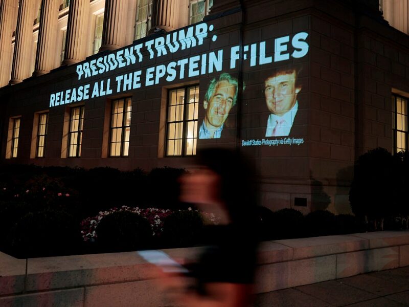 У США опублікували понад 30 тисяч документів у справі Епштейна