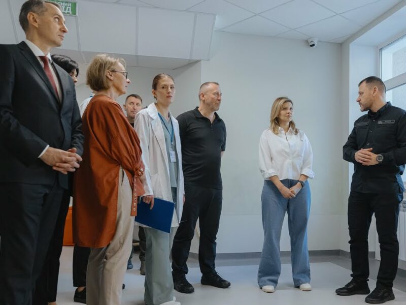 Олена Зеленська відвідала провідний медичний центр ментального здоров’я МВС