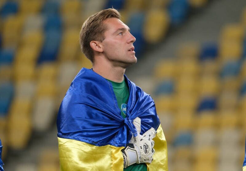 Український воротар намагався виїхати з країни задля нового контракту – ЗМІ