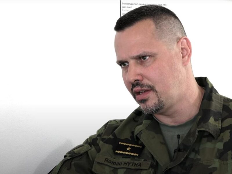 В Чехії розслідують напад на керівника розвідуправління армії