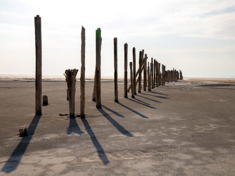 В Ірані повністю висохло найбільше солоне озеро Азії – ЗМІ