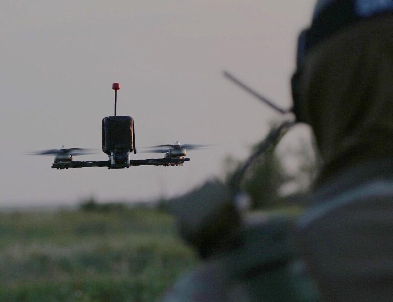 В ОП зробили заяву щодо проєкту “стіна дронів”