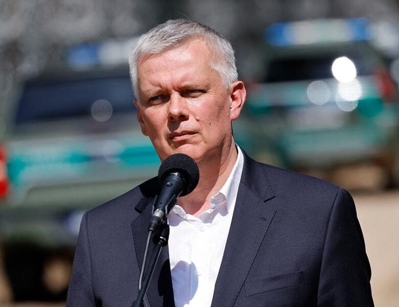 В Польщі підтвердили падіння на житловий будинок ракети з F-16