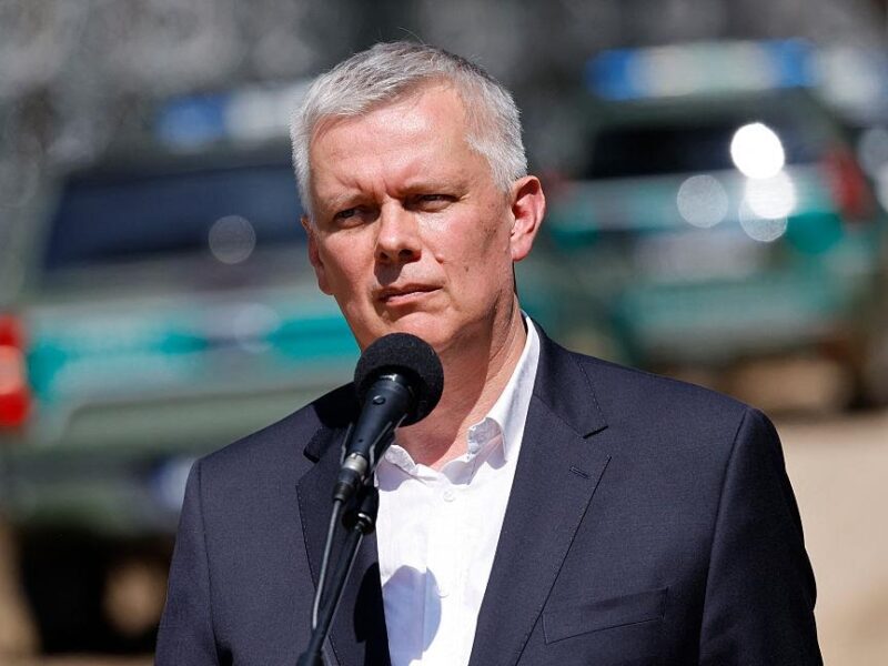 В Польщі підтвердили падіння на житловий будинок ракети з F-16