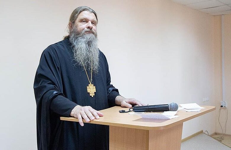 В РПЦ закликали бити дітей, щоби вони “не виростали ідіотами”