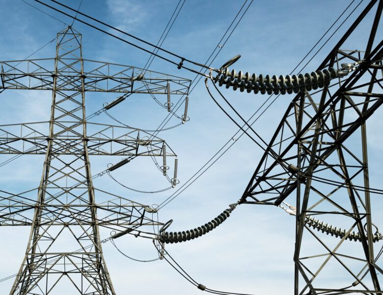 В Укренерго закликали змістити час роботи потужних приладів