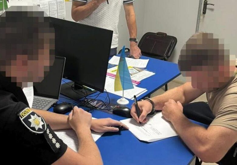 Вбивство учнів: колишній вчитель отримав підозру