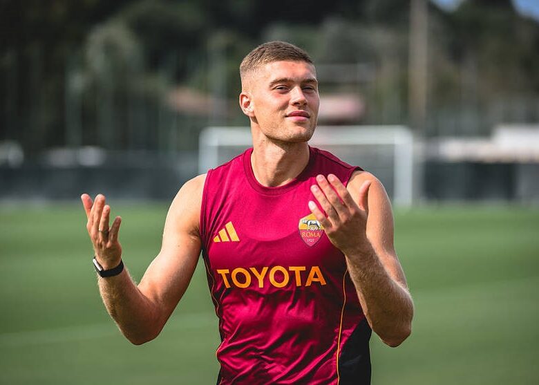 Вест Гем продовжує полювання за Довбиком, маючи намір купити його взимку