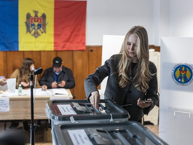 Вибори в Молдові: явка перевищила 40%