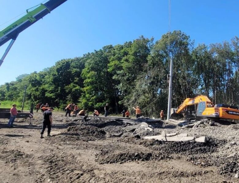 Вибухи на Київщині: 28 поїздів змінили маршрути