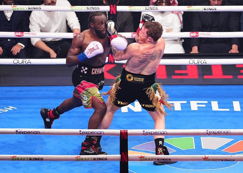 Відомі суддівські записки бою Альварес-Кроуфорд