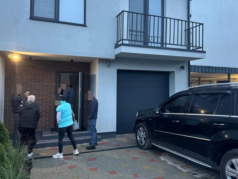 Викрито керівника ТЦК, що приховав майно на 6 млн гривень