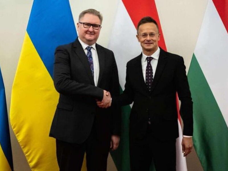 Віце-прем’єр Качка зустрівся з головою МЗС Угорщини