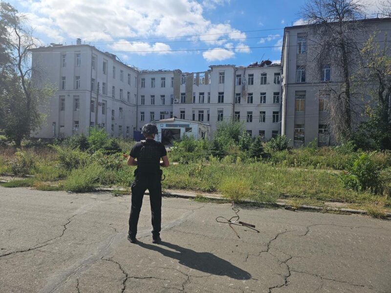 Війська РФ прицільно атакували Костянтинівську лікарню авіабомбами