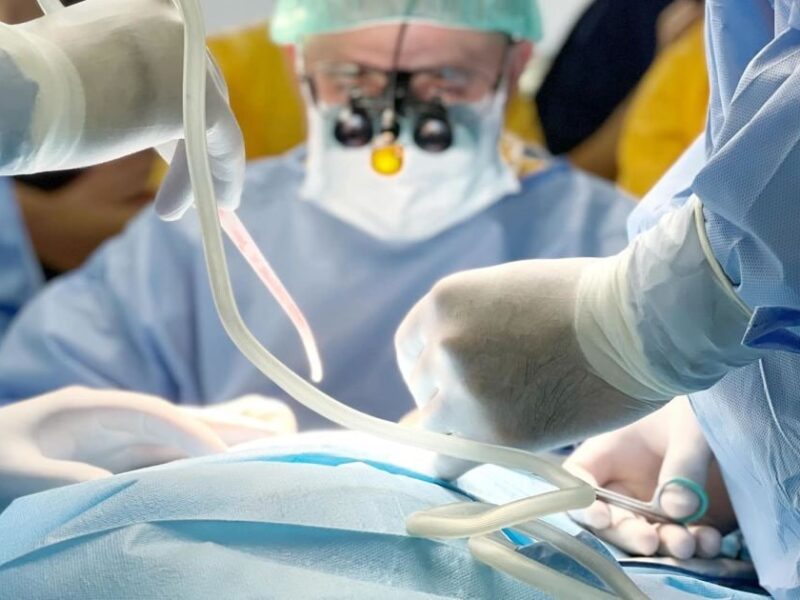 Воїну, який повернувся з трирічного полону РФ, видалили кулю з серця