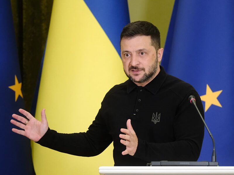 Якщо Росії не боляче, вона воює – Зеленський