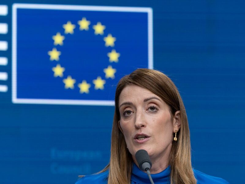 Європа послабить військову машину Росії – Мецола