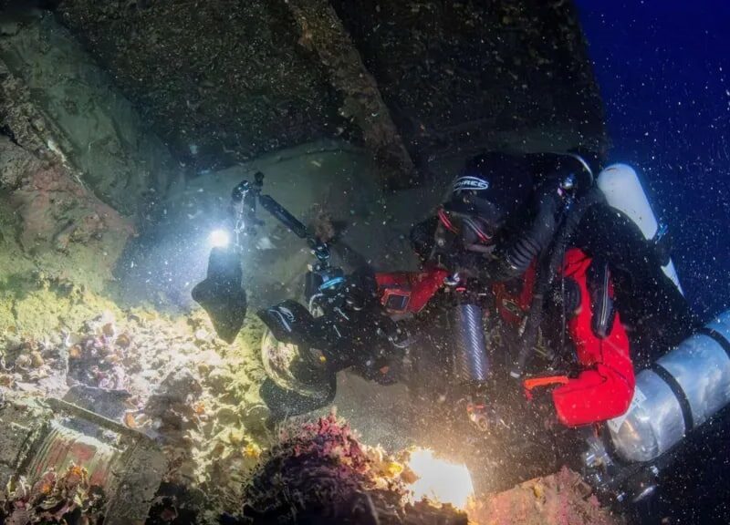 З Егейського моря дістали артефакти з легендарного Британніка