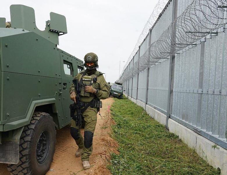 З Польщі депортували пʼятьох українців