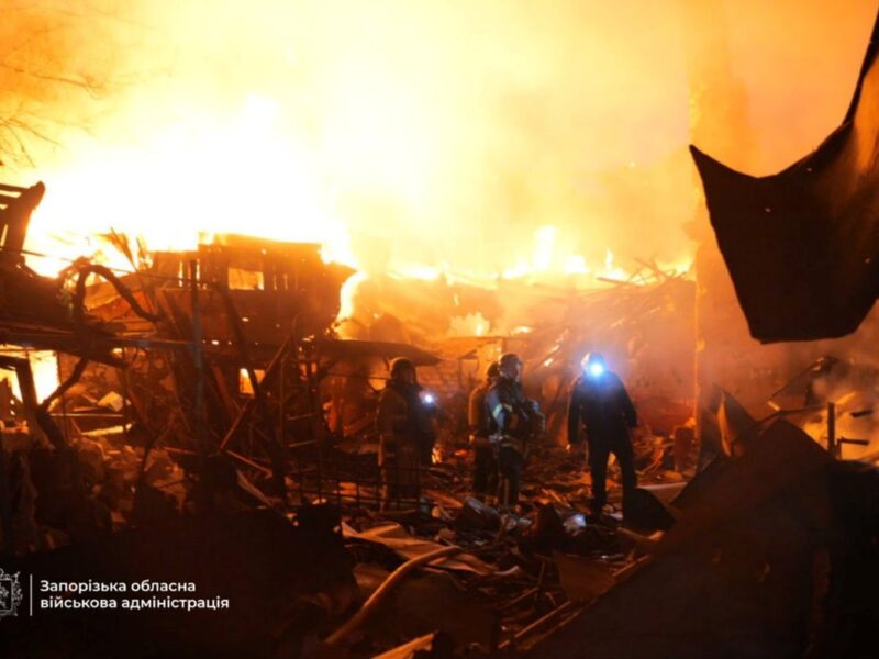 З’явилися кадри наслідків удару по Запоріжжю