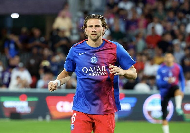 Забарний поділився своєю трійкою фаворитів на Золотий м’яч