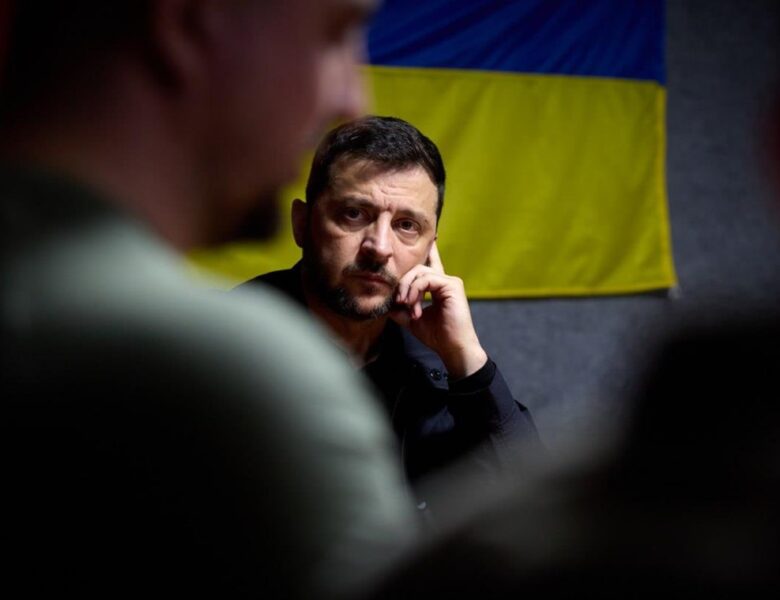 Зафіксовано, ймовірно, угорські дрони – Зеленський