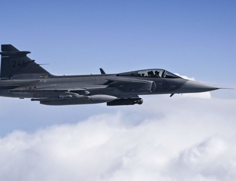 Збивати літаки РФ. НАТО відповість на провокації