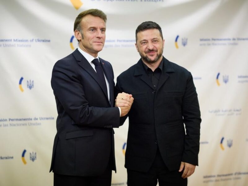 Зеленський обговорив із Макроном використання заморожених активів РФ