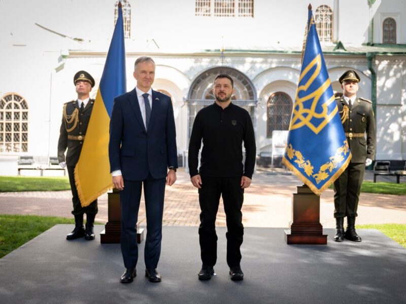 Зеленський прийняв вірчі грамоти від послів Кіпру, Латвії та Пакистану