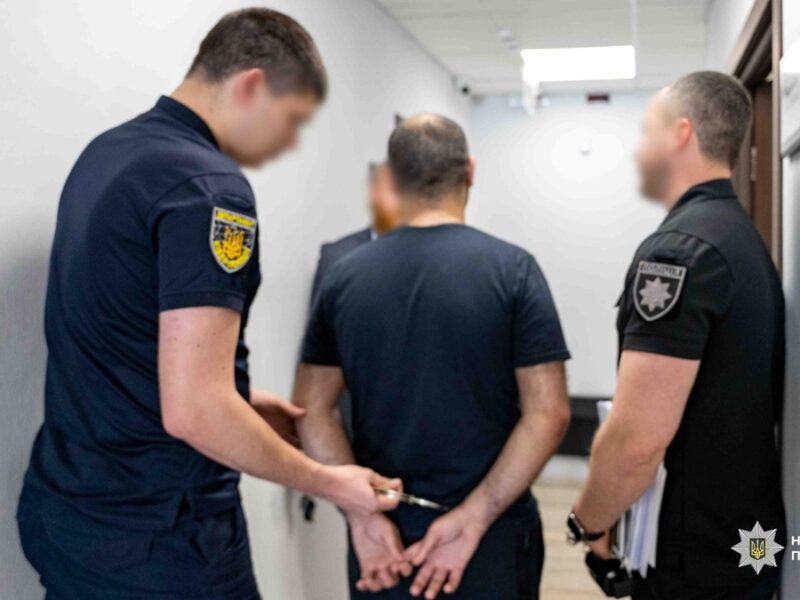 Знешкоджено хакерів, які інфікували вірусами мережі світових компаній