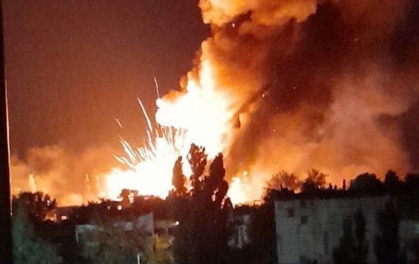 ЗСУ знищили російські склади зі зброєю на Донбасі